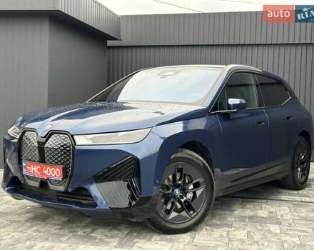 Синій БМВ iX, об'ємом двигуна 0 л та пробігом 18 тис. км за 52500 $, фото 3 на Automoto.ua