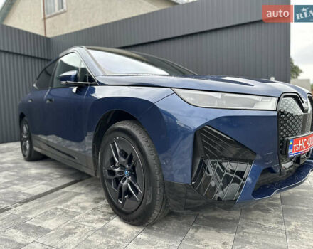 Синій БМВ iX, об'ємом двигуна 0 л та пробігом 18 тис. км за 52500 $, фото 52 на Automoto.ua