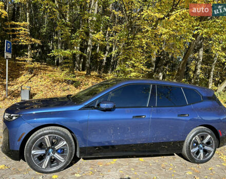 Синій БМВ iX, об'ємом двигуна 0 л та пробігом 12 тис. км за 72000 $, фото 2 на Automoto.ua