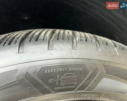 Синий БМВ iX, объемом двигателя 0 л и пробегом 13 тыс. км за 67500 $, фото 41 на Automoto.ua