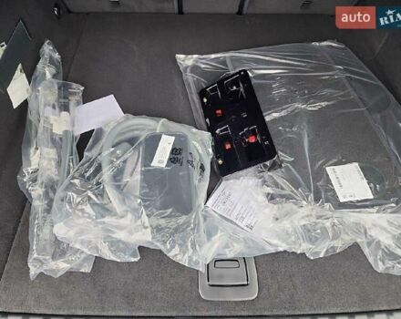 Синій БМВ iX, об'ємом двигуна 0 л та пробігом 1 тис. км за 92990 $, фото 12 на Automoto.ua