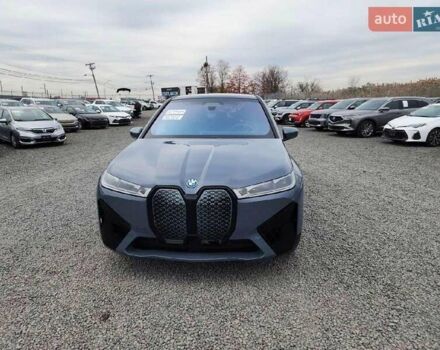 Синій БМВ iX, об'ємом двигуна 0 л та пробігом 1 тис. км за 92990 $, фото 1 на Automoto.ua