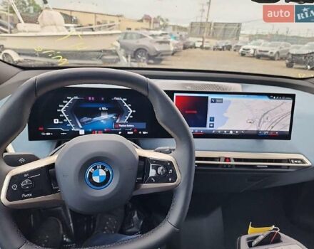 Синій БМВ iX, об'ємом двигуна 0 л та пробігом 1 тис. км за 92990 $, фото 7 на Automoto.ua