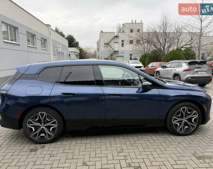 Синий БМВ iX, объемом двигателя 0 л и пробегом 18 тыс. км за 66900 $, фото 7 на Automoto.ua