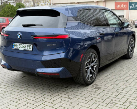 Синий БМВ iX, объемом двигателя 0 л и пробегом 18 тыс. км за 66900 $, фото 6 на Automoto.ua