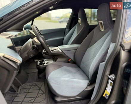 Зеленый БМВ iX, объемом двигателя 0 л и пробегом 45 тыс. км за 59000 $, фото 15 на Automoto.ua