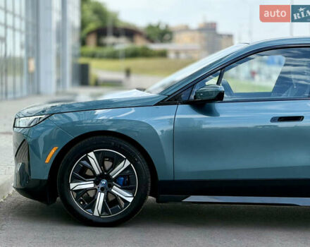 Зеленый БМВ iX, объемом двигателя 0 л и пробегом 45 тыс. км за 59000 $, фото 10 на Automoto.ua