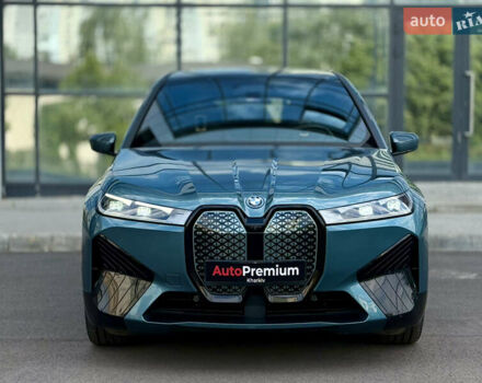 Зеленый БМВ iX, объемом двигателя 0 л и пробегом 45 тыс. км за 59000 $, фото 4 на Automoto.ua
