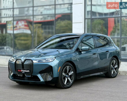 Зеленый БМВ iX, объемом двигателя 0 л и пробегом 45 тыс. км за 59000 $, фото 3 на Automoto.ua
