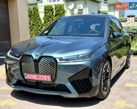 Зеленый БМВ iX, объемом двигателя 0 л и пробегом 45 тыс. км за 46673 $, фото 4 на Automoto.ua