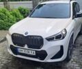 Белый БМВ iX1, объемом двигателя 0 л и пробегом 50 тыс. км за 35500 $, фото 1 на Automoto.ua