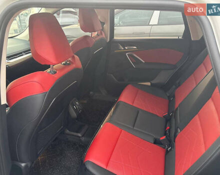 Білий БМВ iX1, об'ємом двигуна 0 л та пробігом 19 тис. км за 29000 $, фото 47 на Automoto.ua