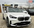 Белый БМВ iX1, объемом двигателя 0 л и пробегом 33 тыс. км за 28000 $, фото 4 на Automoto.ua