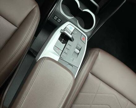 Белый БМВ iX1, объемом двигателя 0 л и пробегом 36 тыс. км за 28000 $, фото 36 на Automoto.ua