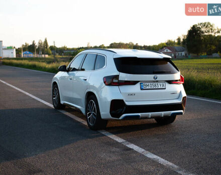 Белый БМВ iX1, объемом двигателя 0 л и пробегом 15 тыс. км за 38000 $, фото 8 на Automoto.ua
