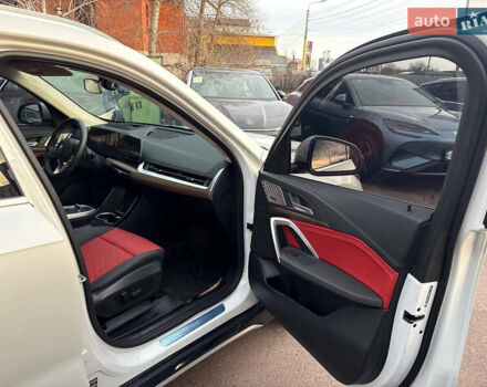 Білий БМВ iX1, об'ємом двигуна 0 л та пробігом 19 тис. км за 29000 $, фото 26 на Automoto.ua