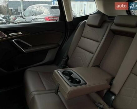 Белый БМВ iX1, объемом двигателя 0 л и пробегом 33 тыс. км за 28000 $, фото 58 на Automoto.ua