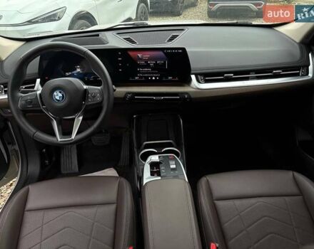 Белый БМВ iX1, объемом двигателя 0 л и пробегом 33 тыс. км за 28000 $, фото 50 на Automoto.ua