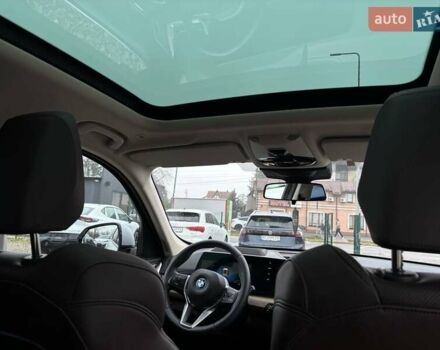 Белый БМВ iX1, объемом двигателя 0 л и пробегом 36 тыс. км за 28000 $, фото 47 на Automoto.ua