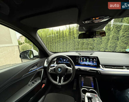 Белый БМВ iX1, объемом двигателя 0 л и пробегом 24 тыс. км за 40999 $, фото 32 на Automoto.ua