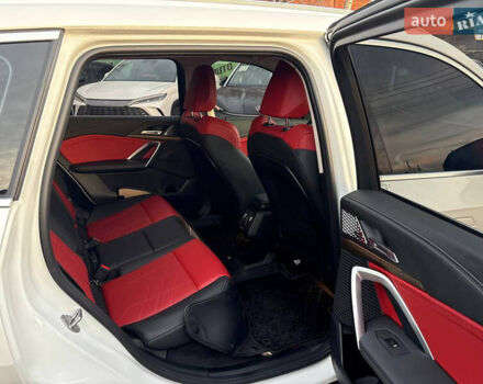 Білий БМВ iX1, об'ємом двигуна 0 л та пробігом 19 тис. км за 29000 $, фото 43 на Automoto.ua