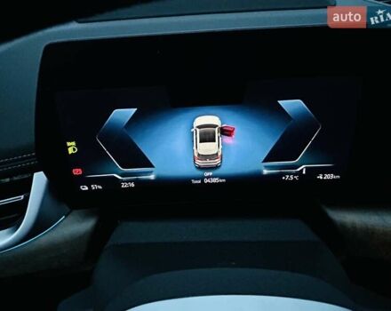 Білий БМВ iX1, об'ємом двигуна 0 л та пробігом 4 тис. км за 33000 $, фото 30 на Automoto.ua