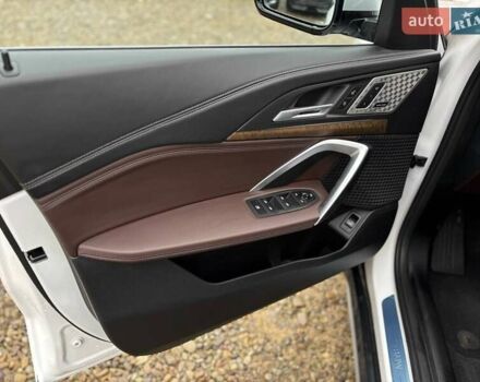 Белый БМВ iX1, объемом двигателя 0 л и пробегом 36 тыс. км за 28000 $, фото 17 на Automoto.ua