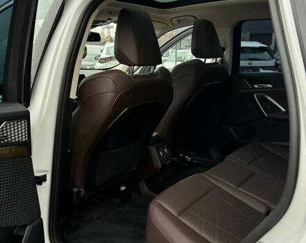 Белый БМВ iX1, объемом двигателя 0 л и пробегом 36 тыс. км за 28000 $, фото 54 на Automoto.ua