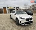 Белый БМВ iX1, объемом двигателя 0 л и пробегом 33 тыс. км за 28000 $, фото 1 на Automoto.ua