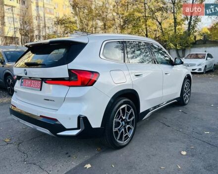 Білий БМВ iX1, об'ємом двигуна 0 л та пробігом 4 тис. км за 33000 $, фото 2 на Automoto.ua