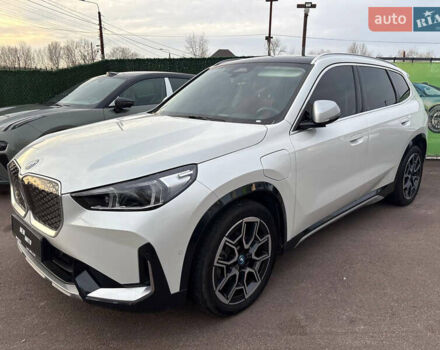Білий БМВ iX1, об'ємом двигуна 0 л та пробігом 19 тис. км за 29000 $, фото 4 на Automoto.ua
