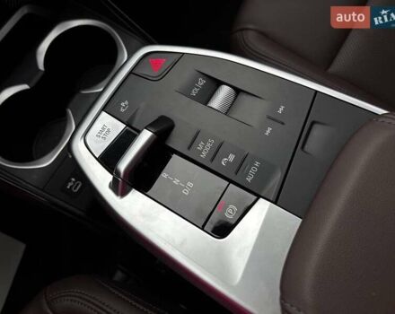 Белый БМВ iX1, объемом двигателя 0 л и пробегом 33 тыс. км за 28000 $, фото 47 на Automoto.ua