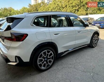 Білий БМВ iX1, об'ємом двигуна 0 л та пробігом 4 тис. км за 33000 $, фото 39 на Automoto.ua