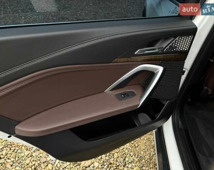 Белый БМВ iX1, объемом двигателя 0 л и пробегом 36 тыс. км за 28000 $, фото 57 на Automoto.ua