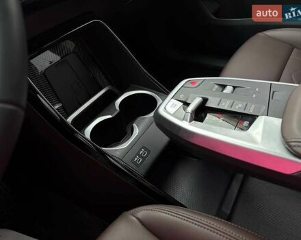 Белый БМВ iX1, объемом двигателя 0 л и пробегом 33 тыс. км за 28000 $, фото 46 на Automoto.ua