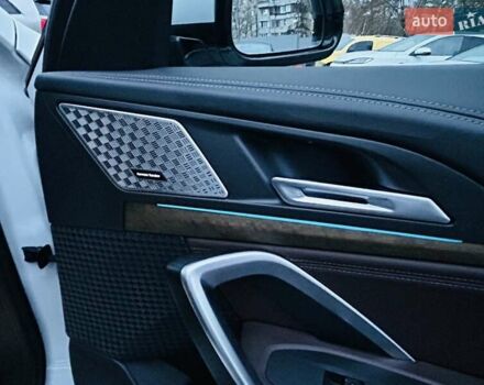 Білий БМВ iX1, об'ємом двигуна 0 л та пробігом 4 тис. км за 33000 $, фото 31 на Automoto.ua