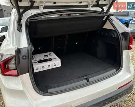 Белый БМВ iX1, объемом двигателя 0 л и пробегом 33 тыс. км за 28000 $, фото 15 на Automoto.ua