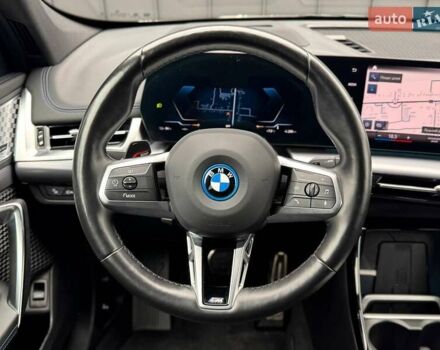 Белый БМВ iX1, объемом двигателя 0 л и пробегом 33 тыс. км за 42900 $, фото 18 на Automoto.ua