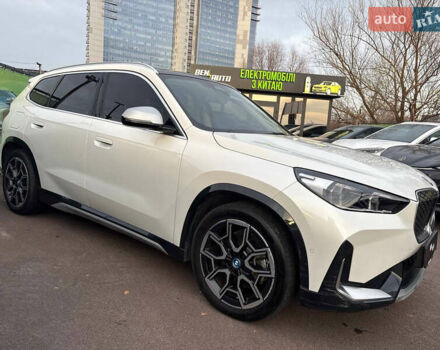 Білий БМВ iX1, об'ємом двигуна 0 л та пробігом 19 тис. км за 29000 $, фото 11 на Automoto.ua