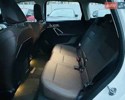 Белый БМВ iX1, объемом двигателя 0 л и пробегом 4 тыс. км за 34900 $, фото 17 на Automoto.ua