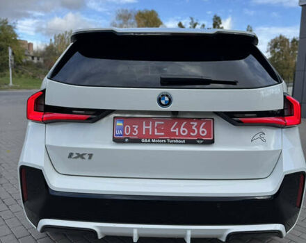 БМВ iX1 2024 в Ровно на Automoto.ua Белый БМВ iX1, объемом двигателя 0 л и пробегом 12 тыс. км за 36500 $, фото 5 на Automoto.ua