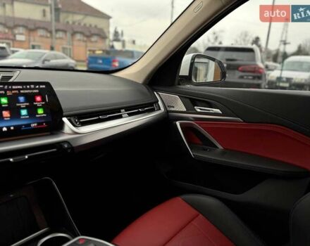 Білий БМВ iX1, об'ємом двигуна 0 л та пробігом 22 тис. км за 29000 $, фото 40 на Automoto.ua
