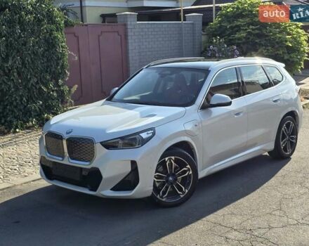 Белый БМВ iX1, объемом двигателя 0 л и пробегом 10 тыс. км за 32800 $, фото 2 на Automoto.ua