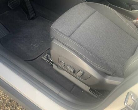 БМВ iX1 2024 у Києві на Automoto.ua Білий БМВ iX1, об'ємом двигуна 0 л та пробігом 1 тис. км за 47000 $, фото 14 на Automoto.ua