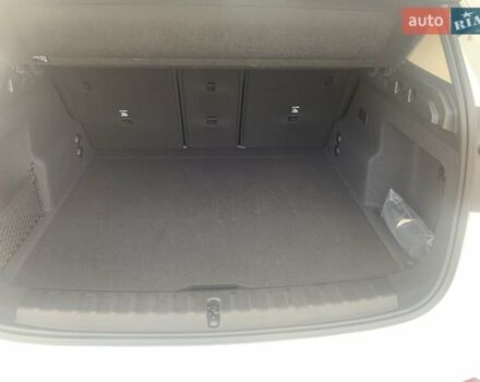 БМВ iX1 2024 у Києві на Automoto.ua Білий БМВ iX1, об'ємом двигуна 0 л та пробігом 1 тис. км за 47000 $, фото 9 на Automoto.ua