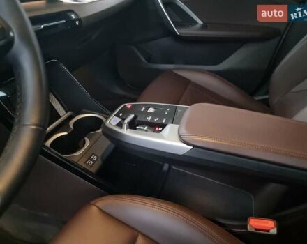 Белый БМВ iX1, объемом двигателя 0 л и пробегом 40 тыс. км за 29700 $, фото 16 на Automoto.ua