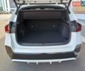 Білий БМВ iX1, об'ємом двигуна 0 л та пробігом 10 тис. км за 39300 $, фото 23 на Automoto.ua