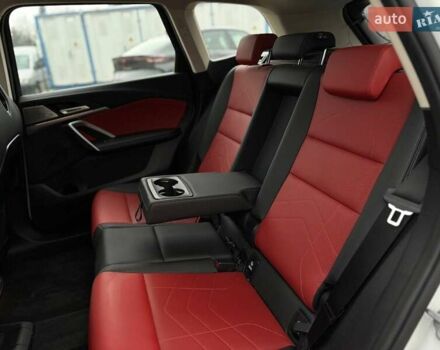 Білий БМВ iX1, об'ємом двигуна 0 л та пробігом 22 тис. км за 29000 $, фото 45 на Automoto.ua