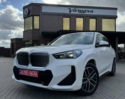 БМВ iX1 2024 в Ровно на Automoto.ua Белый БМВ iX1, объемом двигателя 0 л и пробегом 12 тыс. км за 36500 $, фото 6 на Automoto.ua