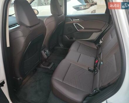 Белый БМВ iX1, объемом двигателя 0 л и пробегом 1 тыс. км за 32499 $, фото 24 на Automoto.ua